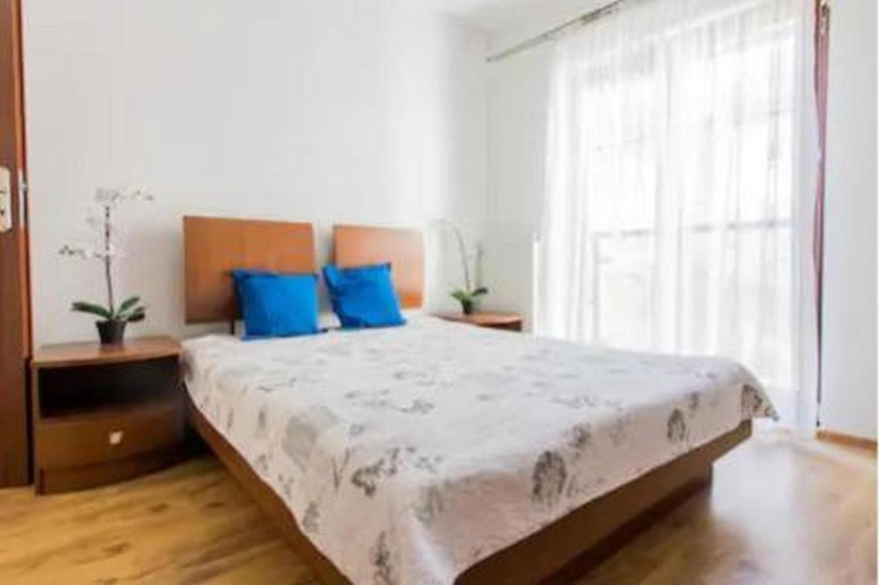 Comfy And Bright - Old Town Apartment Krakow Bagian luar foto
